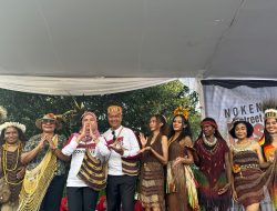 Pj. Gubernur Papua Pegunungan foto bersama