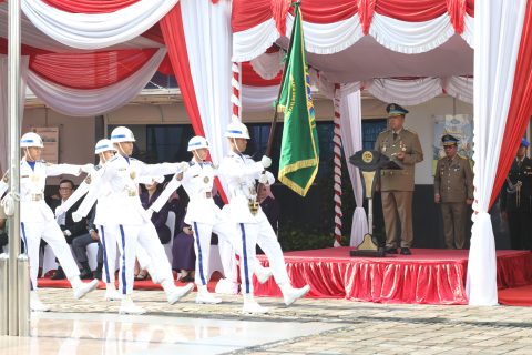 Menteri Nusron Wahid Pimpin Upacara HANTARU 2025