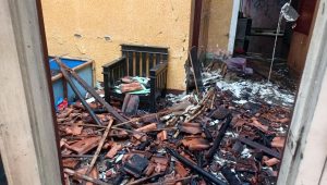 Rumah di Pengasinan Depok Terbakar, Lurah Tinjau Lokasi
